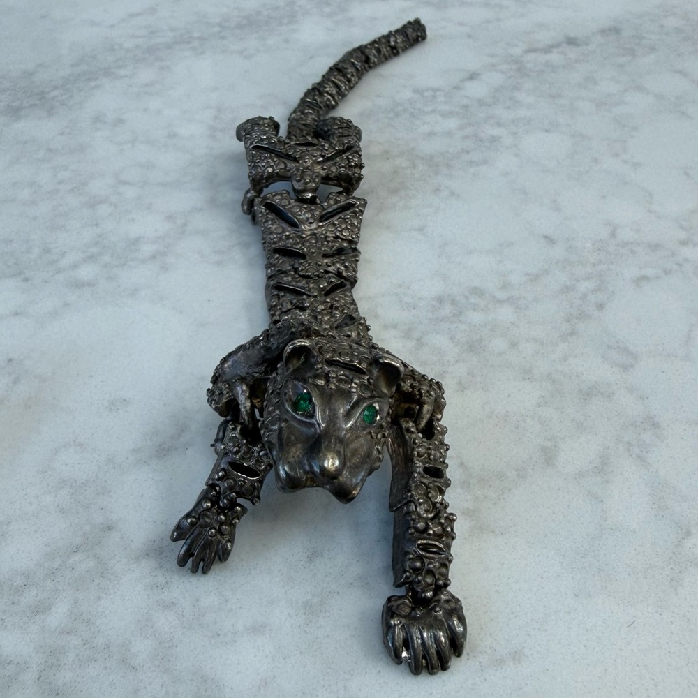 Vintage Articulated Leopard Panther Green Eyes Shoulder Pin/Brooch